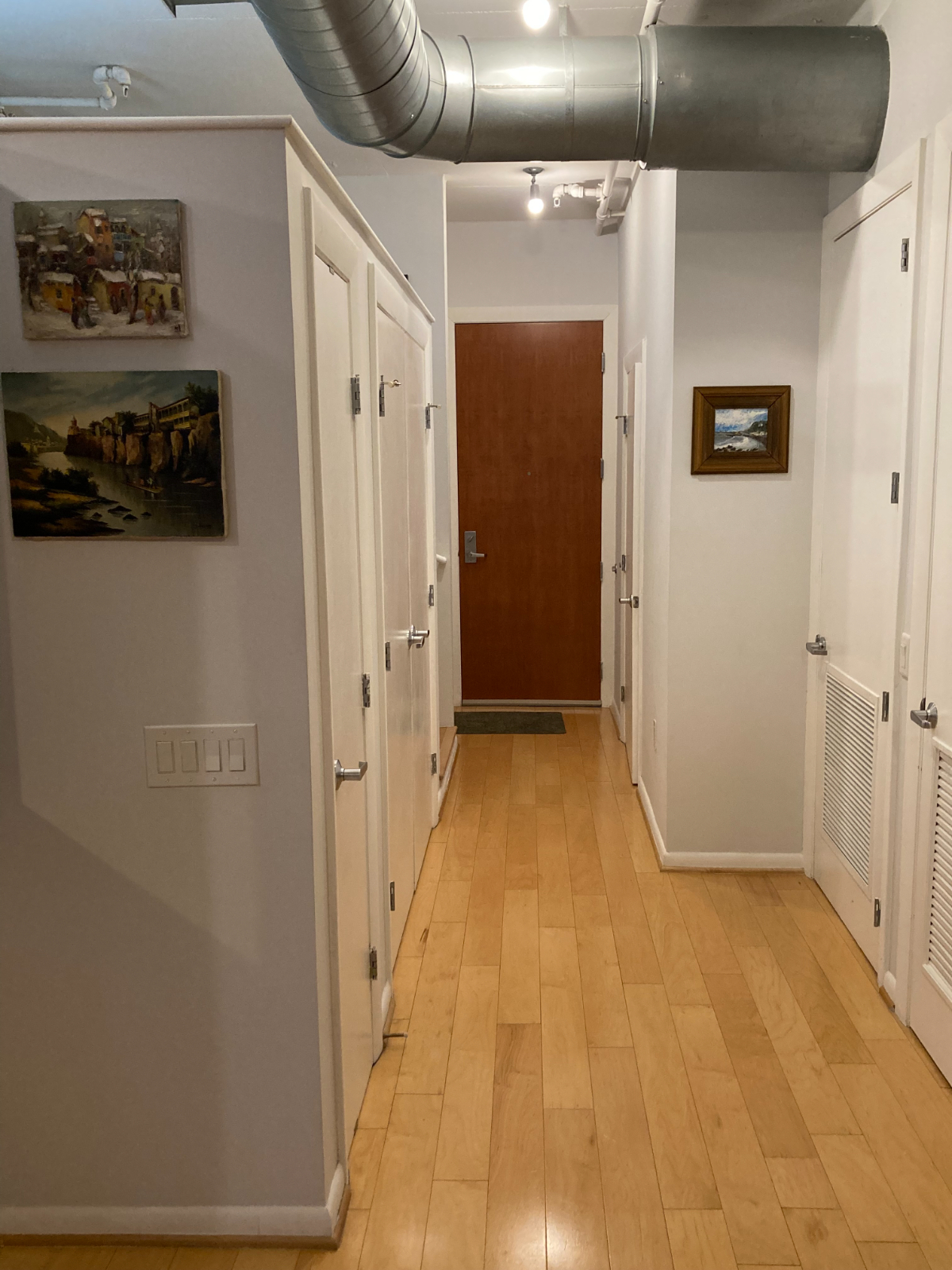 DC Loft Condo - Photo 8