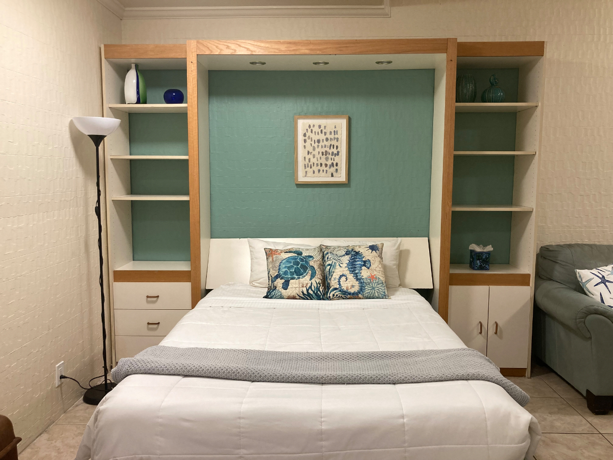Surf Studio - one block from the beach and Belmont Park - Photo 3
