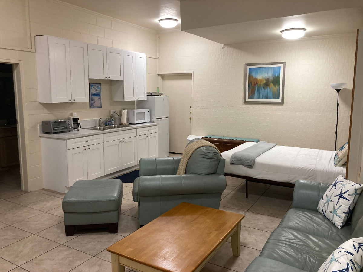Surf Studio - one block from the beach and Belmont Park - Photo 6