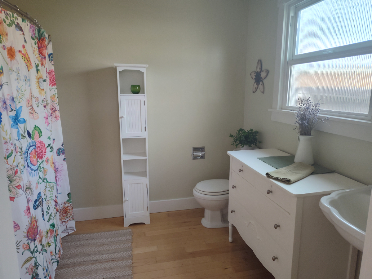 1 bedroom 1 bath Duplex - Photo 2