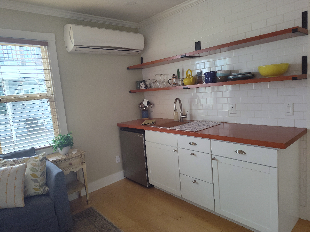 1 bedroom 1 bath Duplex - Photo 3