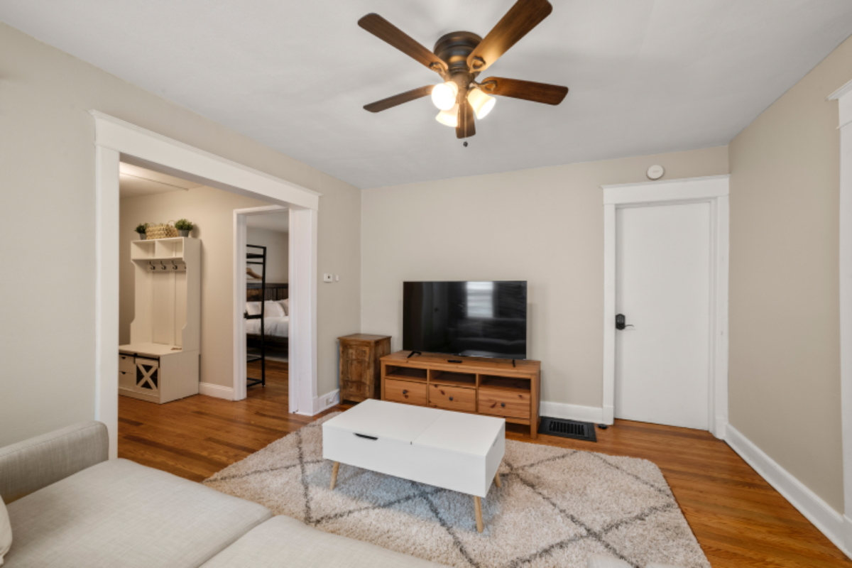 Cozy Private Bedroom with Off Street Parking - Photo 7