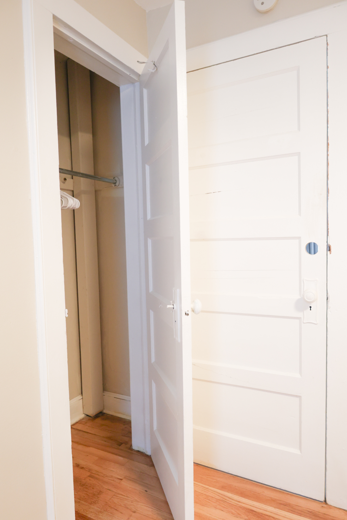 Cozy Private Bedroom with Off Street Parking - Photo 7