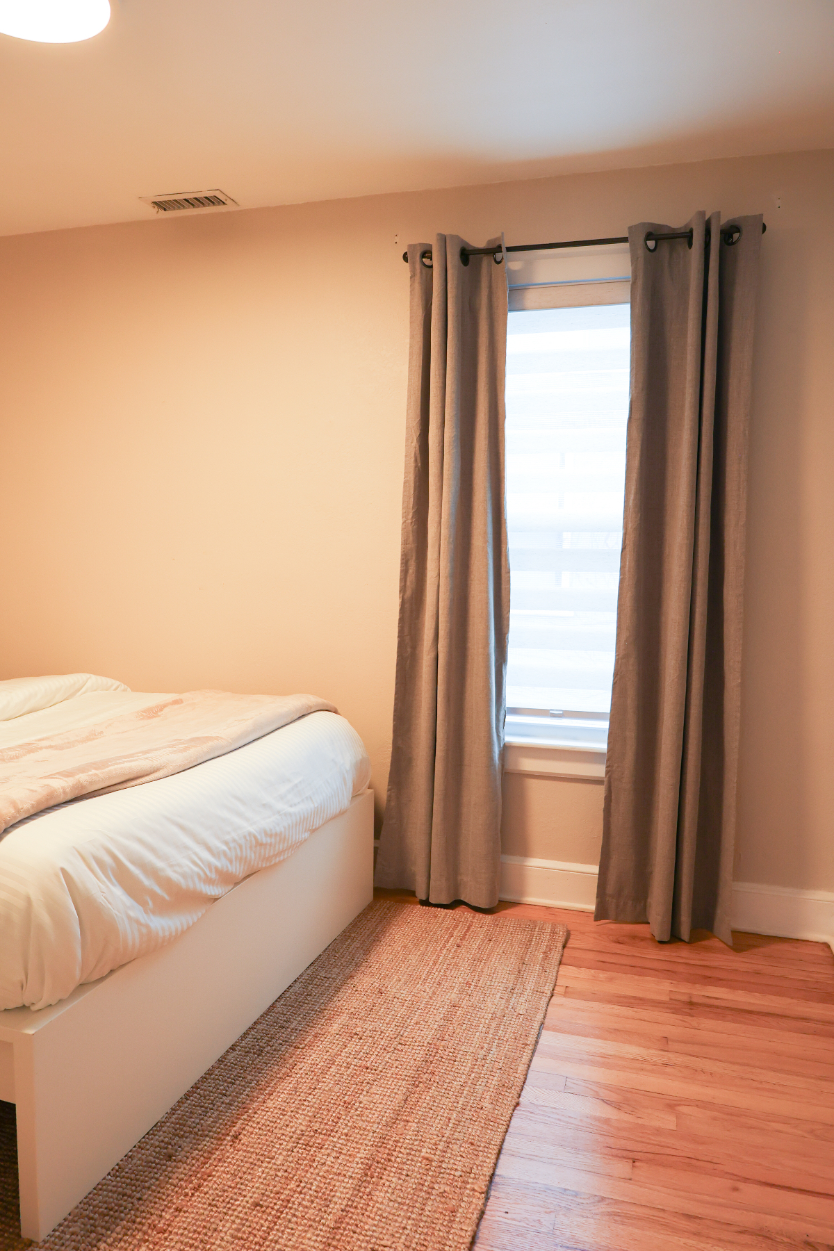 Cozy Private Bedroom with Off Street Parking - Photo 5