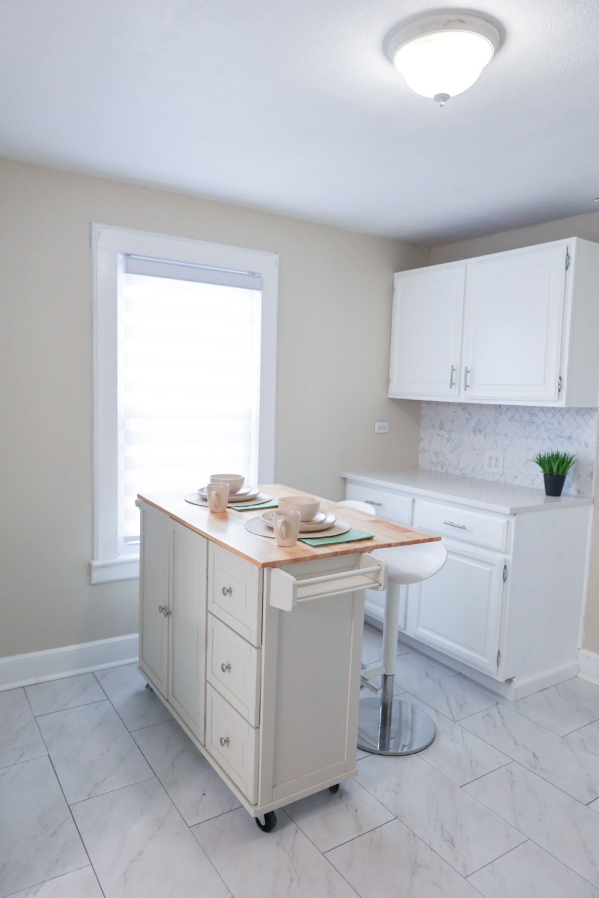Cozy Private Bedroom with Off Street Parking - Photo 9