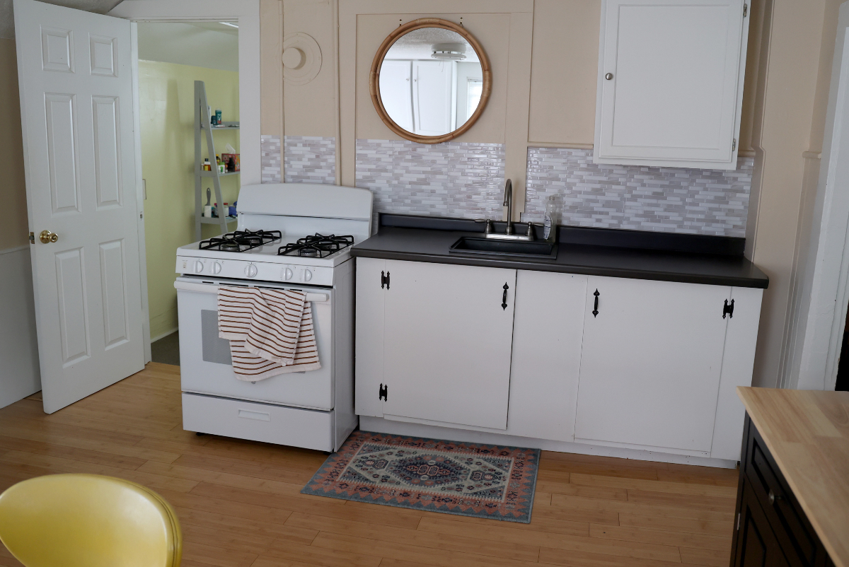 Cozy 1 BR Walk to Church St, Lake Champlain & Hospital - Photo 7
