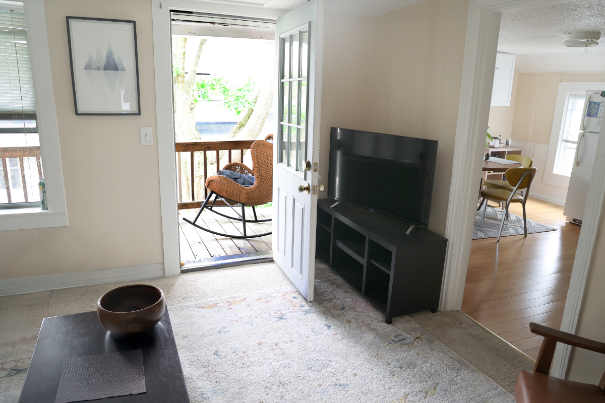 Cozy 1 BR Walk to Church St, Lake Champlain & Hospital - Photo 4