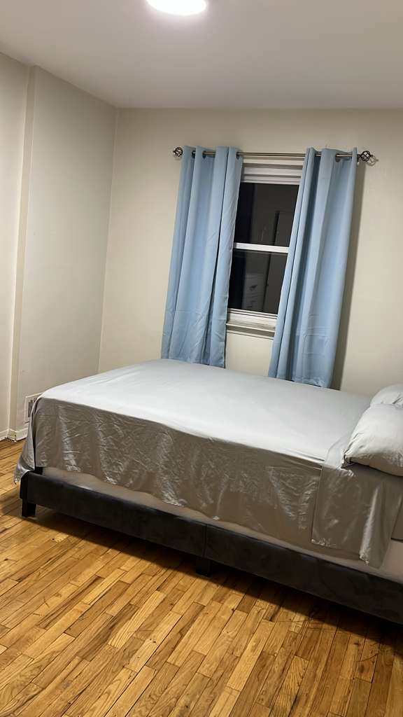 Cozy apartment near Public transportation - Photo 4