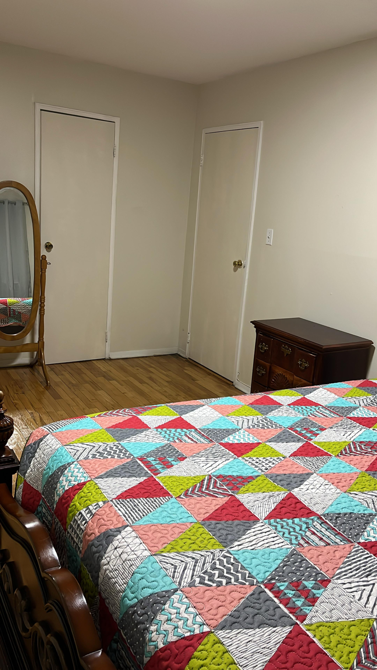 Cozy apartment near Public transportation - Photo 10