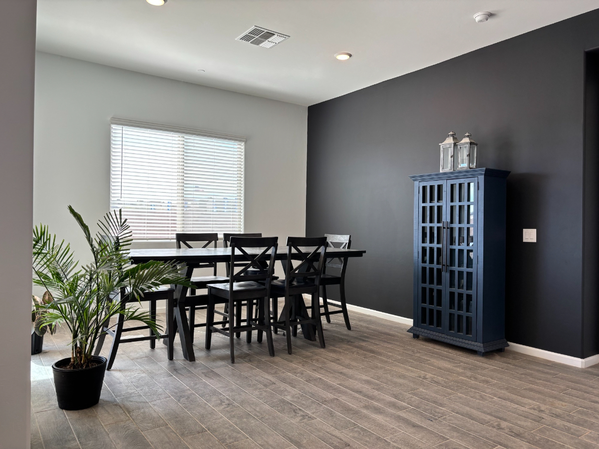 Pet Friendly, Dog Run, Nearby Freeway Access I-10