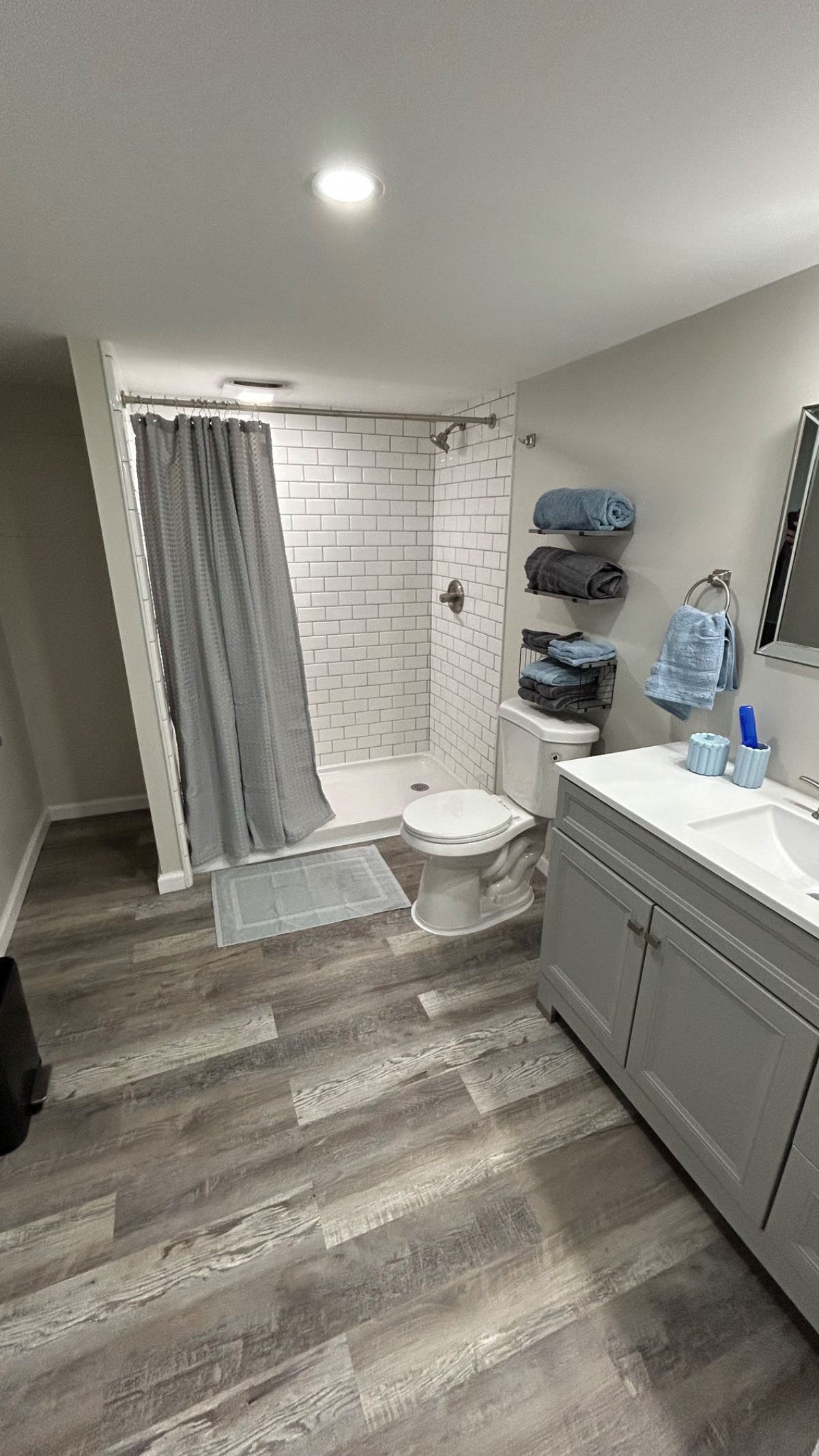 Available May 3, 2027 - NEW 1 Bed 1 Bath CLOSE to Hospitals & Downtown Bay Shore - Photo 4