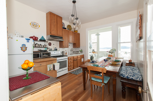 Stunning Views, Central Location, Peace and Quiet at this Stylish Victorian Oasis - Photo 4