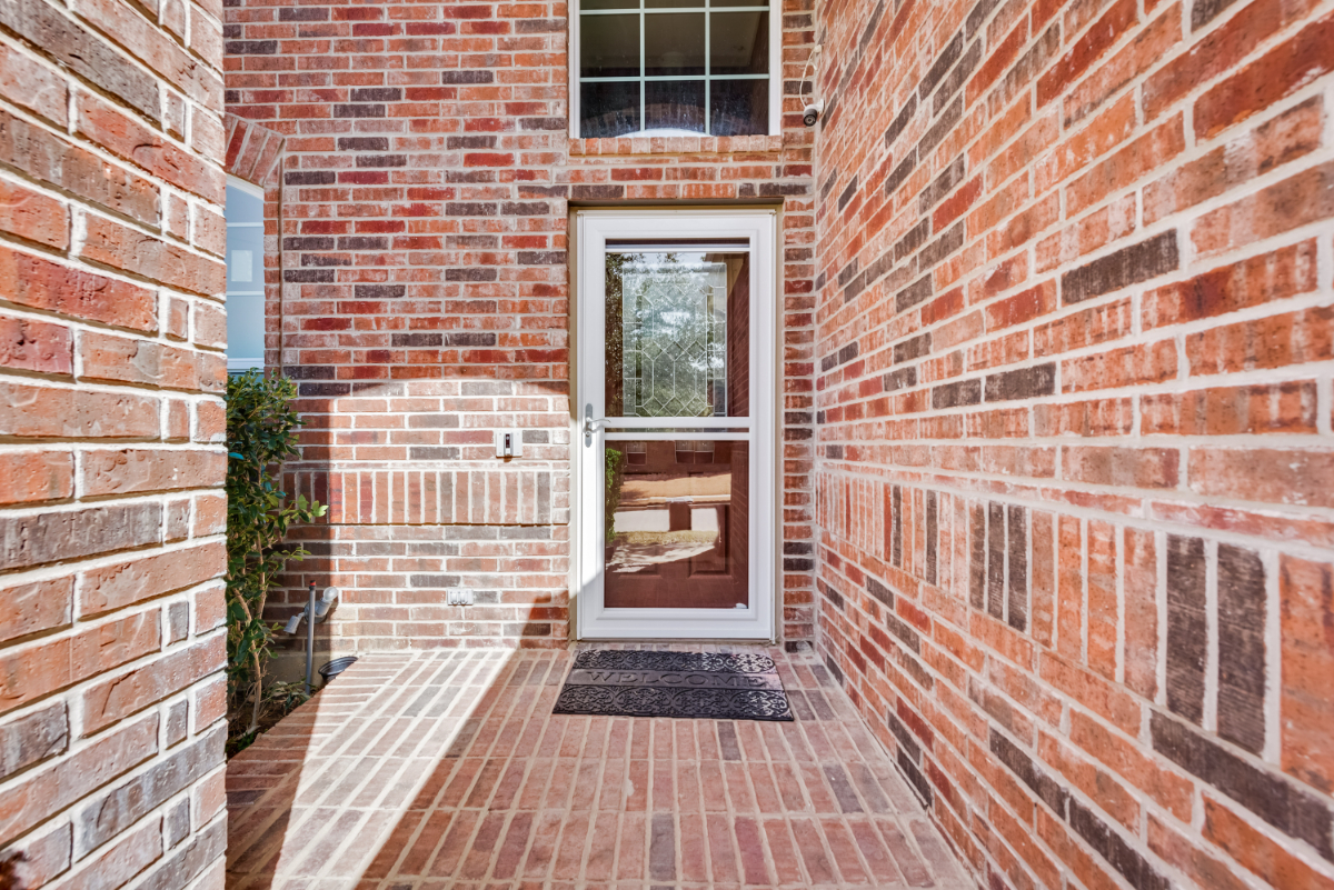 Family Owned & Operated High End Furnished 4 BR 3 Car in Master Planned Community - Photo 3