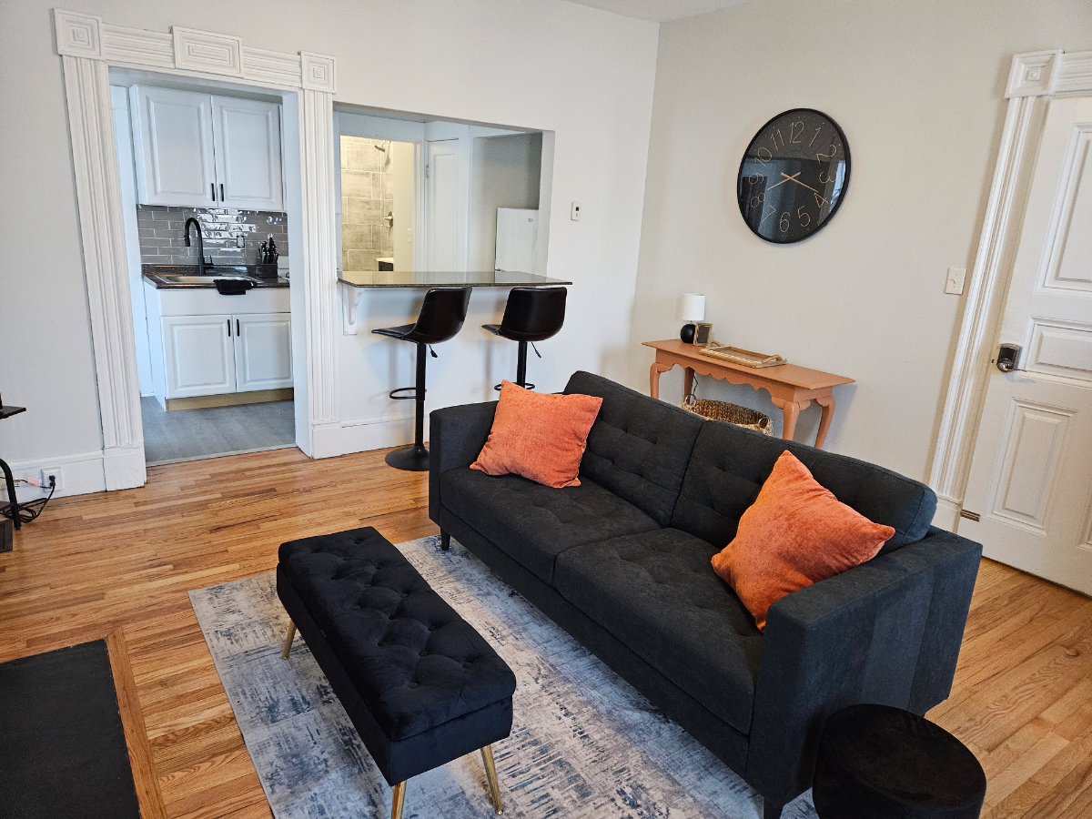 The Weaver House, Guest Suite- 2BR,1 Bath, 2nd... - Photo 5