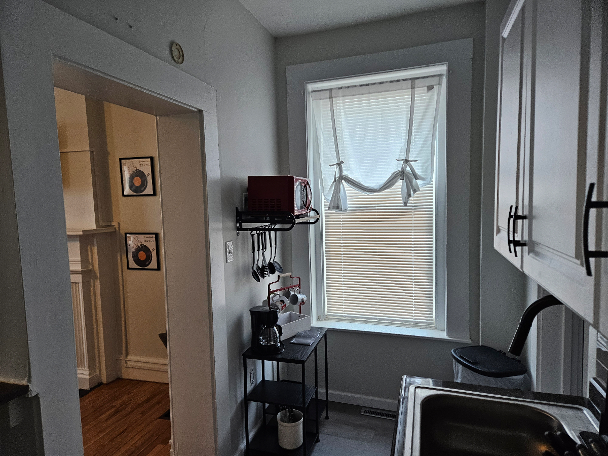 The Weaver House, Guest Suite- 2BR,1 Bath, 2nd... - Photo 9