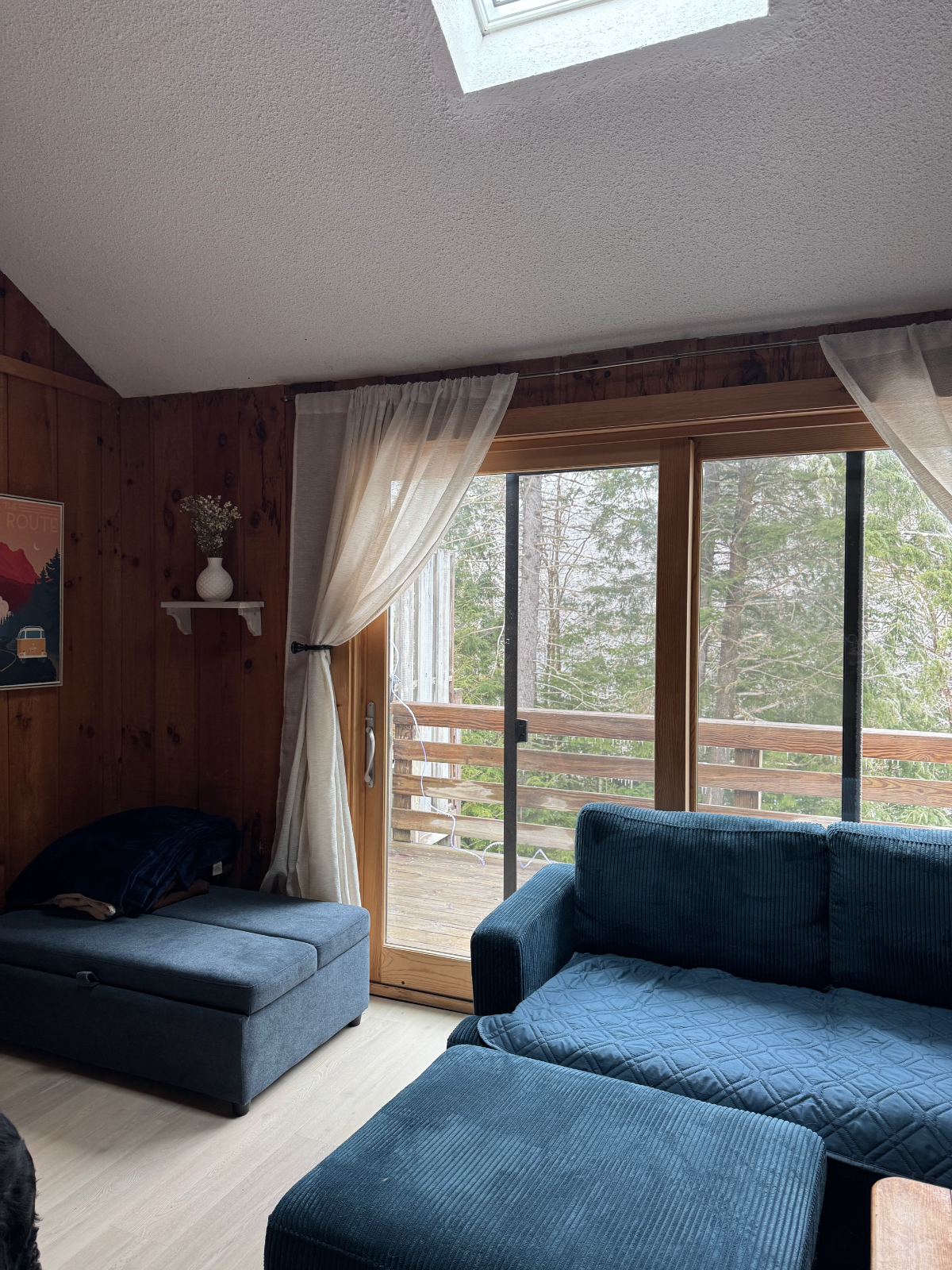 Fully Furnished Dover Green Condo,  Newly Renovated & Available for Monthly Rentals - Photo 4