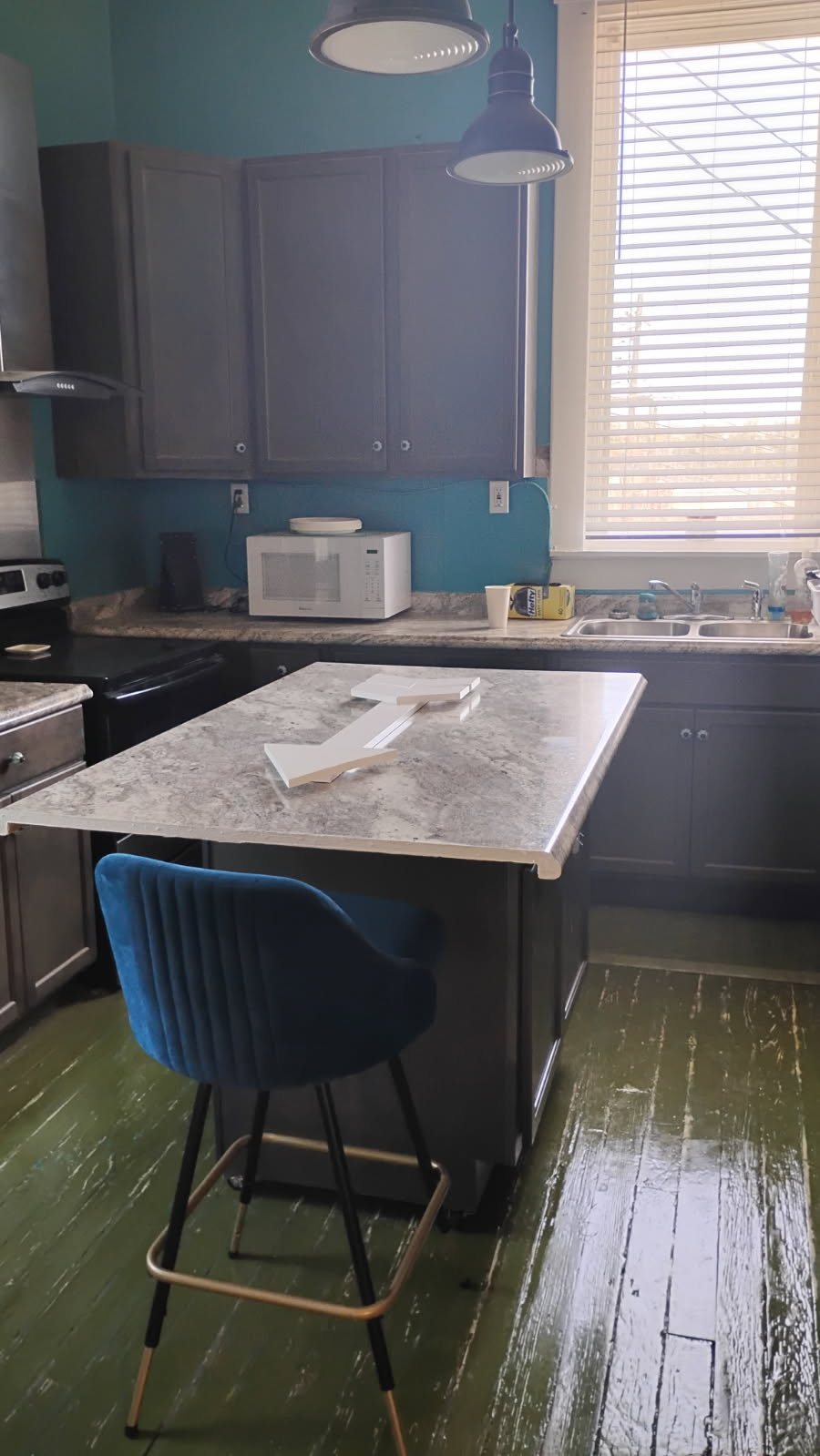 Elegant 2 bedroom Loft Downtown Marlin, Texas - Photo 12