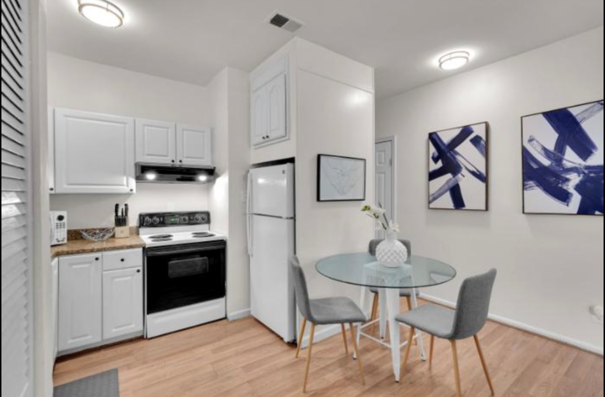 Fully Furnished Convenience and Comfort in Downtown DC - Photo 4