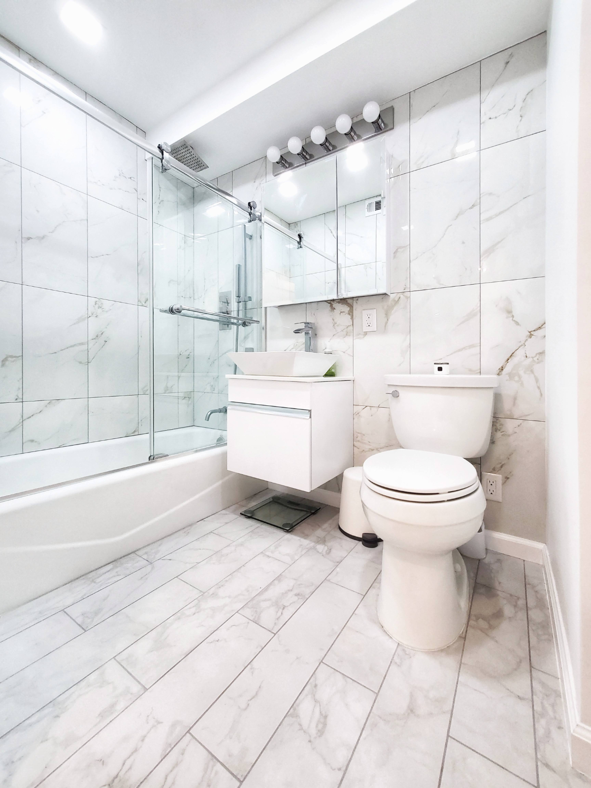 SW DC Condo Fully Renovated - 2br/1br - Photo 3