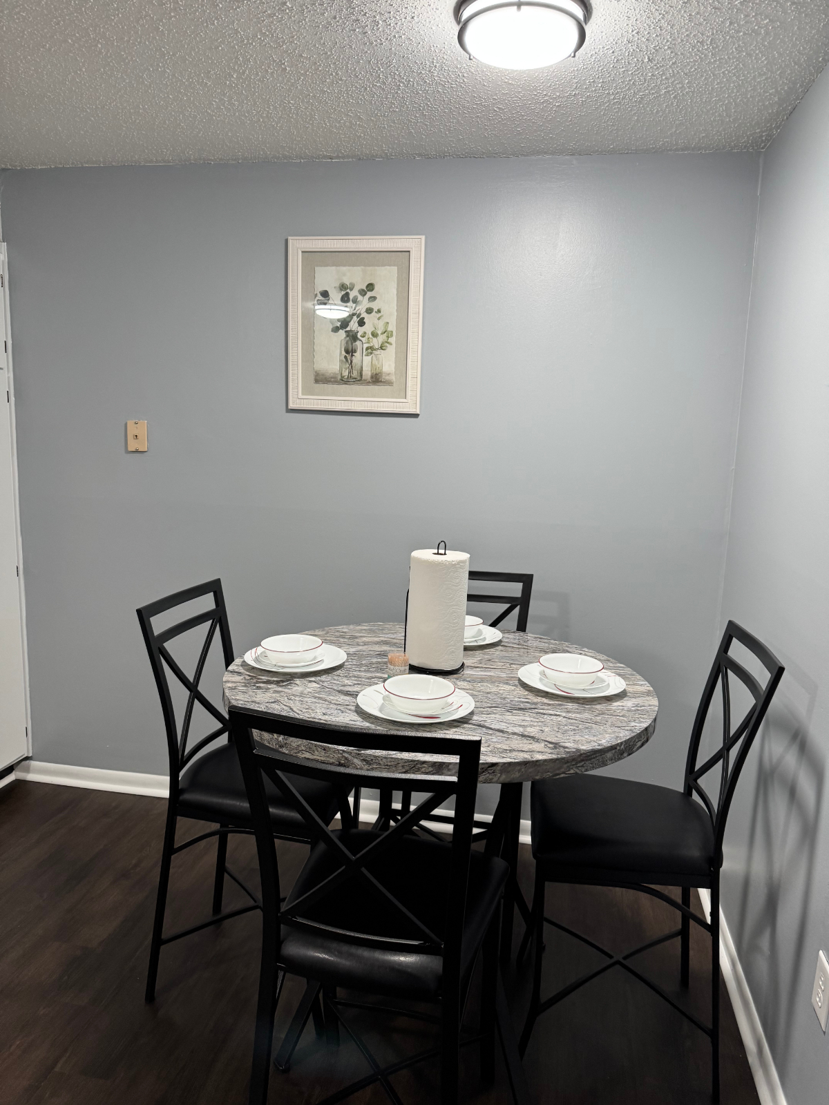 Cozy 2 bed 2 bath condo