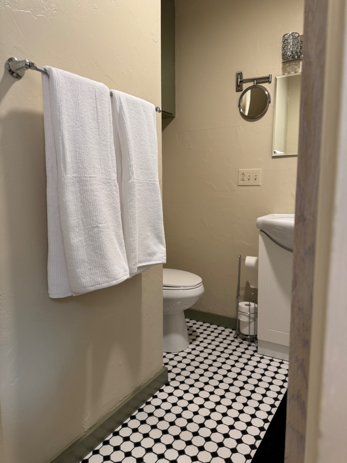 The Erhart - Photo 6