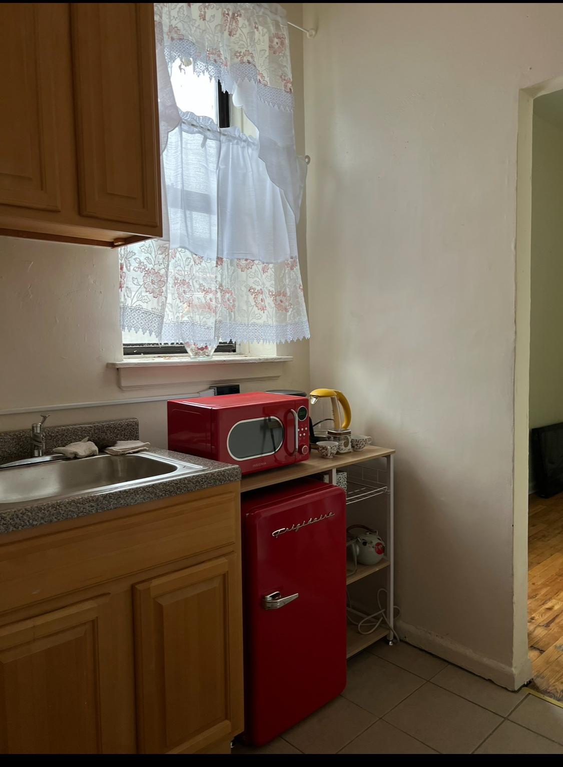 Cozy Uptown Home! - Photo 10