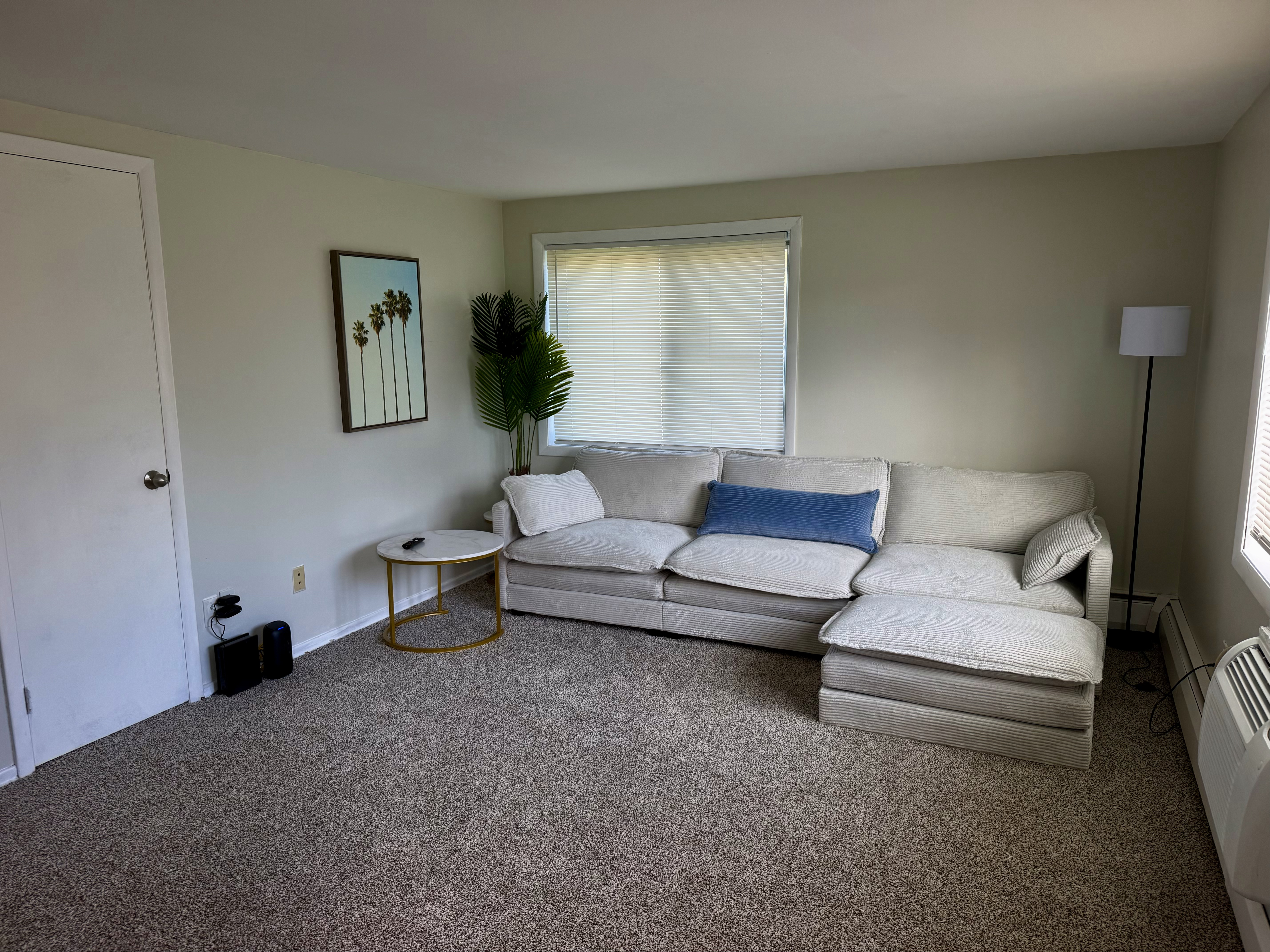 Convenience,, comfort, location - Photo 2
