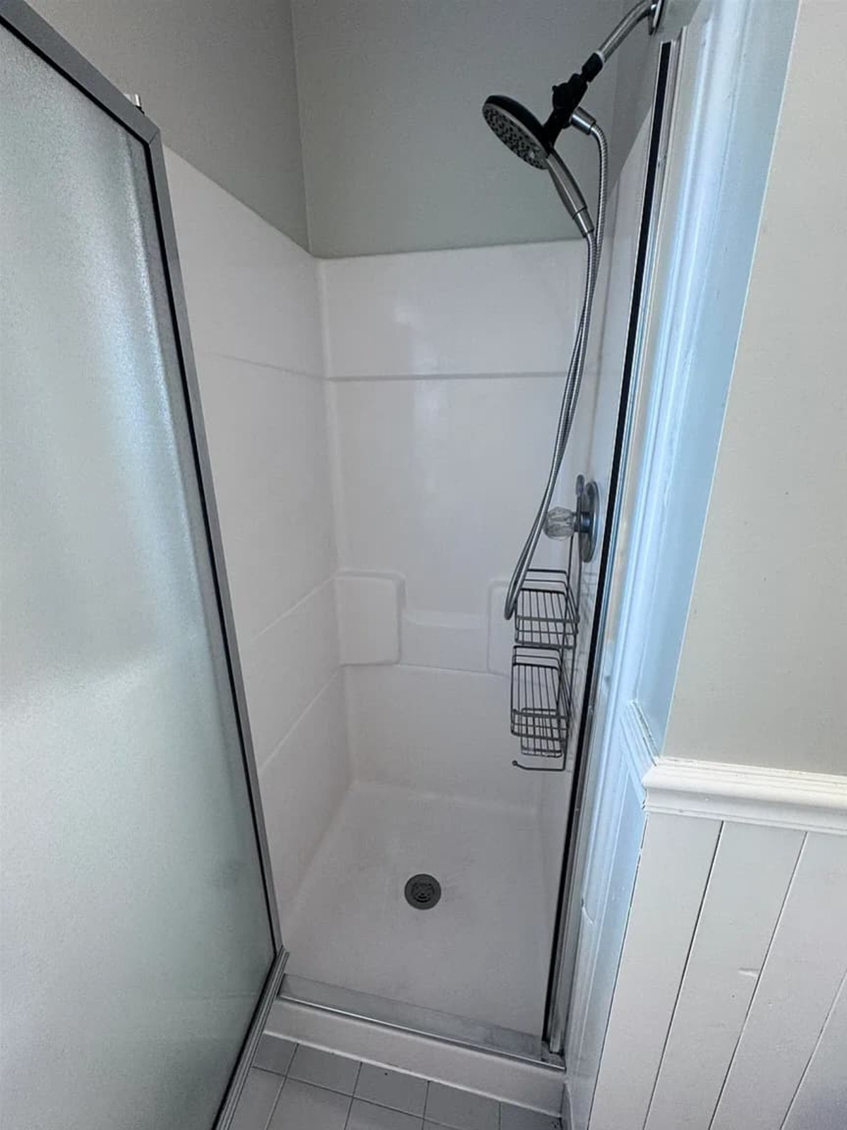 One bedroom apartment in Bennington - Photo 8