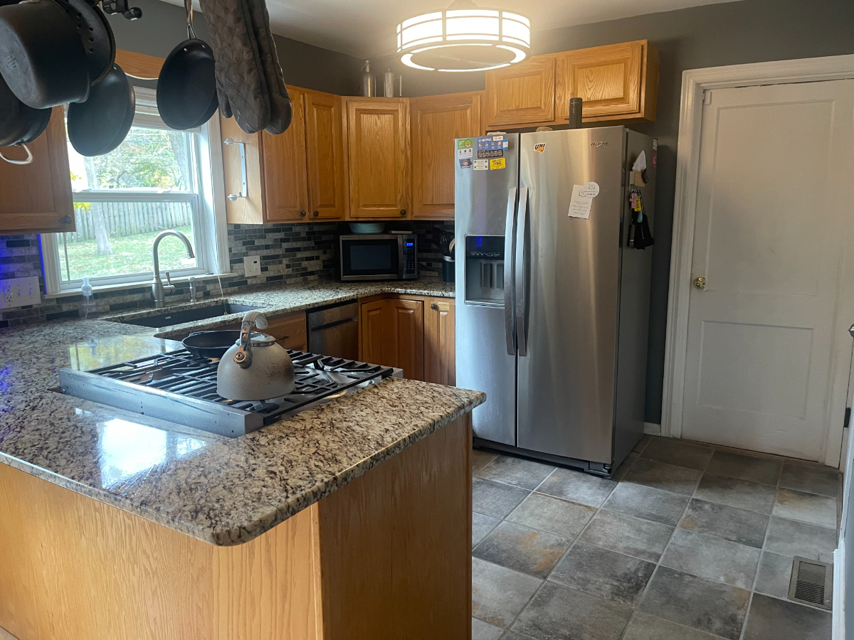 Waldo 3BR/2Bath - Huge Master Suite - Photo 6