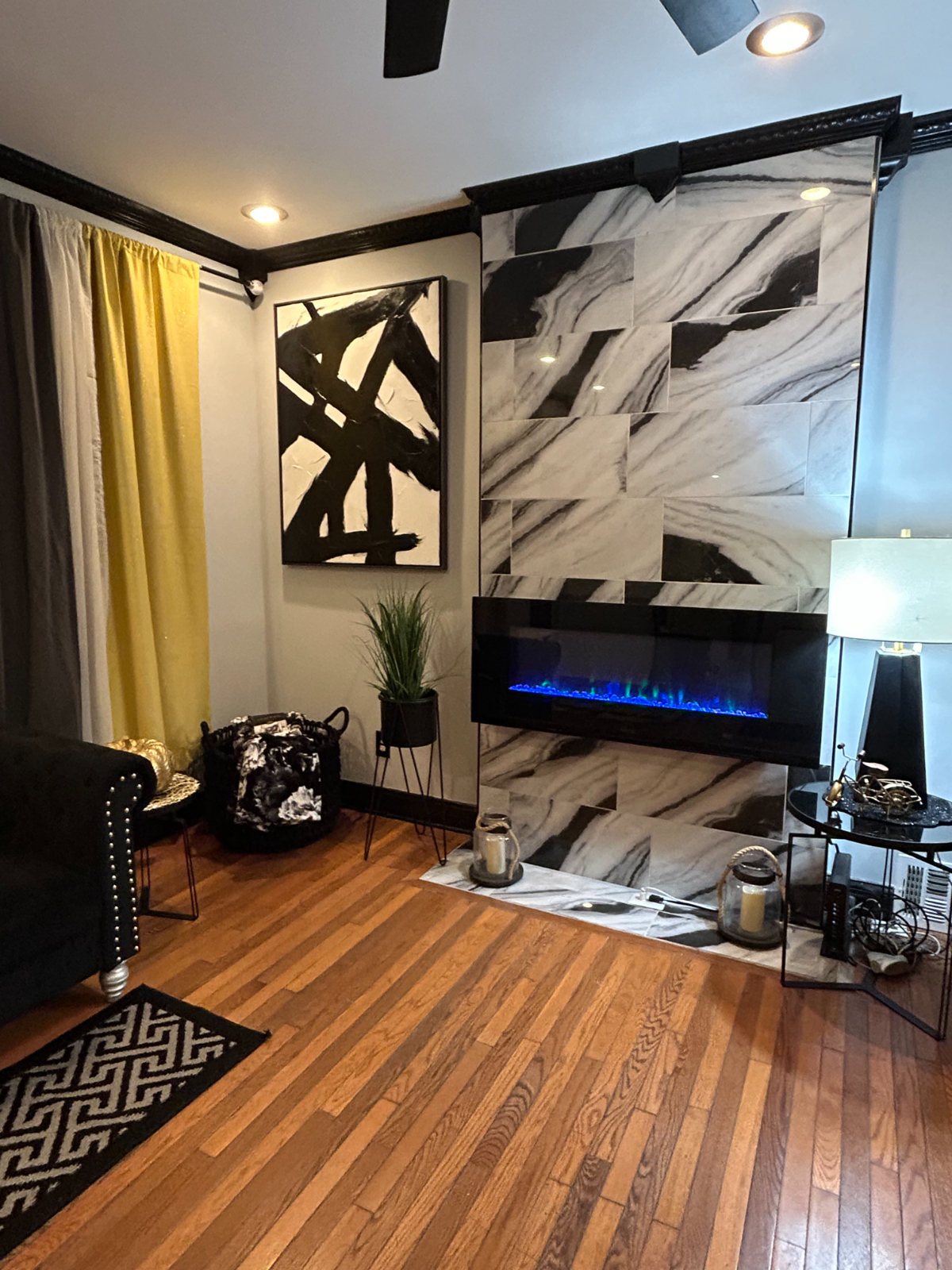 Stylish & Charming House in a Convenient Location - There's No Place Like Home - Photo 7