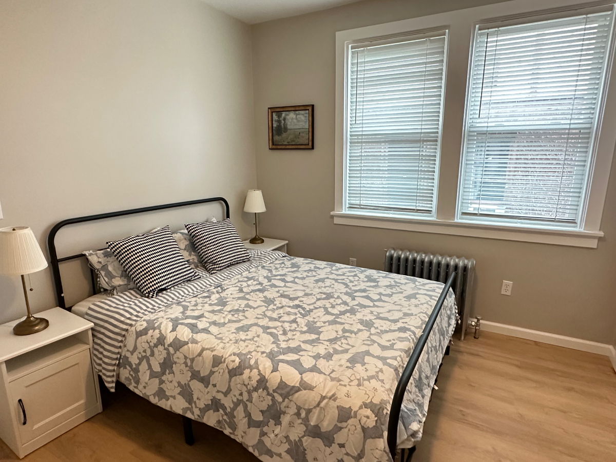 Modern Luxury Upgraded 3BR/2BA Apartment in the Heart of Squirrel Hill - Photo 4