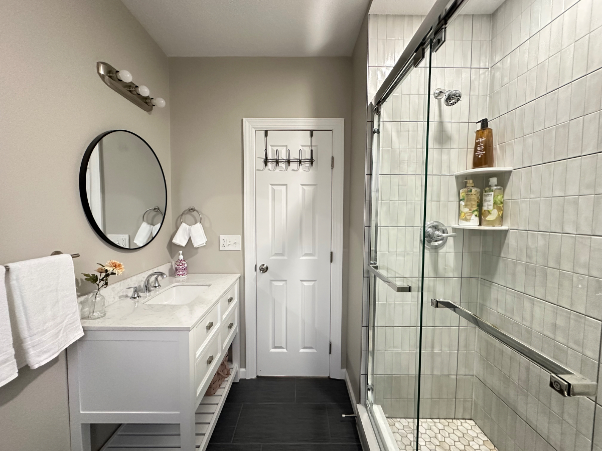 Modern Luxury Upgraded 3BR/2BA Apartment in the Heart of Squirrel Hill - Photo 12