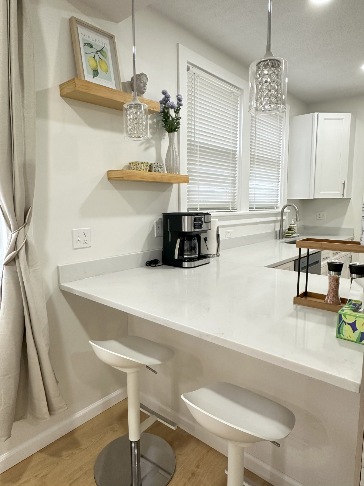 Modern Luxury Upgraded 3BR/2BA Apartment in the Heart of Squirrel Hill - Photo 7