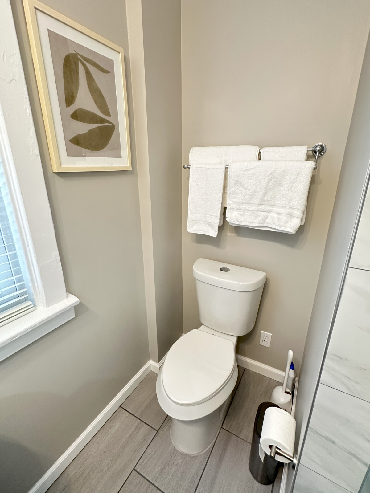 Modern Luxury Upgraded 3BR/2BA Apartment in the Heart of Squirrel Hill - Photo 12
