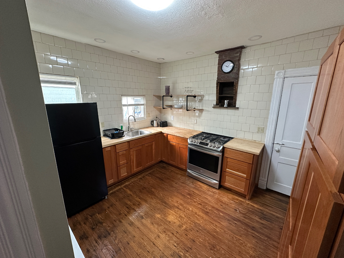 Adorable 2-bedroom apartment - Photo 2