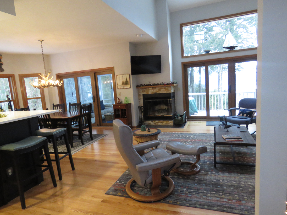 Green Harbour- Lake George Not Available for Summer Rental June-August - Photo 7