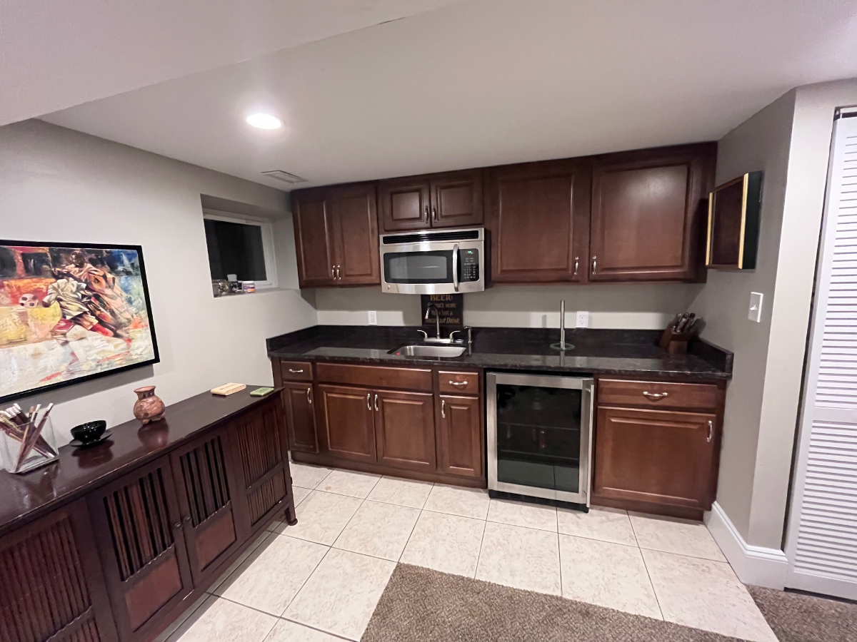 Beautiful Two Bedroom Row House in Washington DC - Photo 12