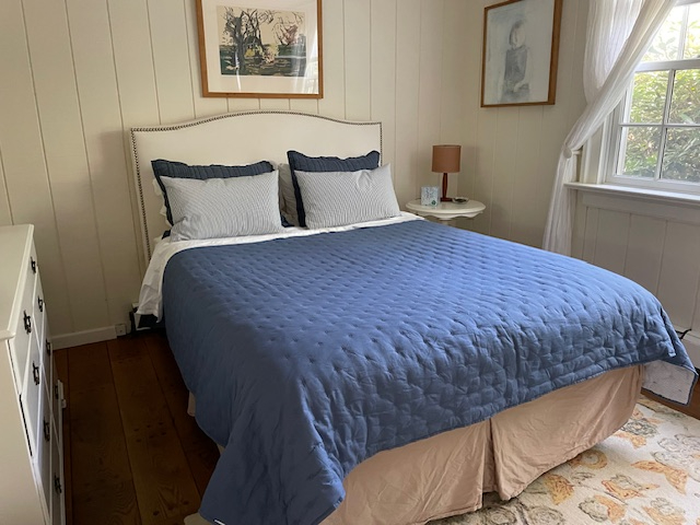 Charming Apt in Heart of the Hamptons - Photo 3