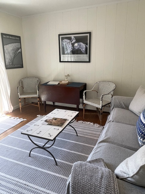 Charming Apt in Heart of the Hamptons - Photo 4