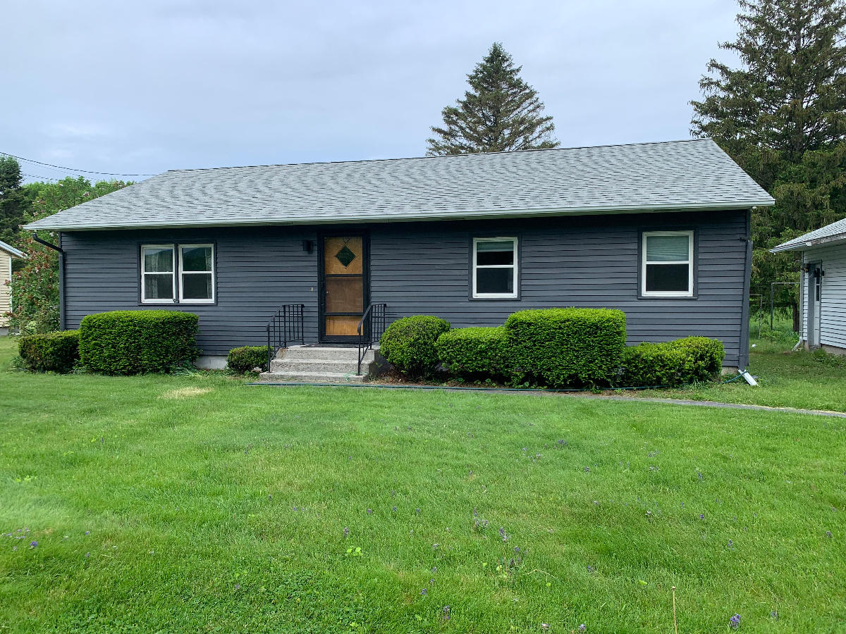 Renovated Two-Bedroom Home w/ New Kitchen, Garage, Yard and Views - Near Village Center - Photo 1