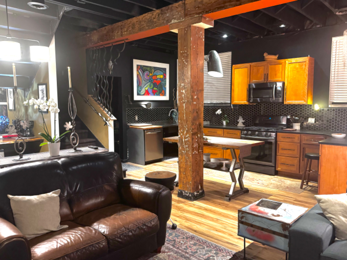29 Halstead St. Stunning Artist loft in North Winton Village - Photo 9
