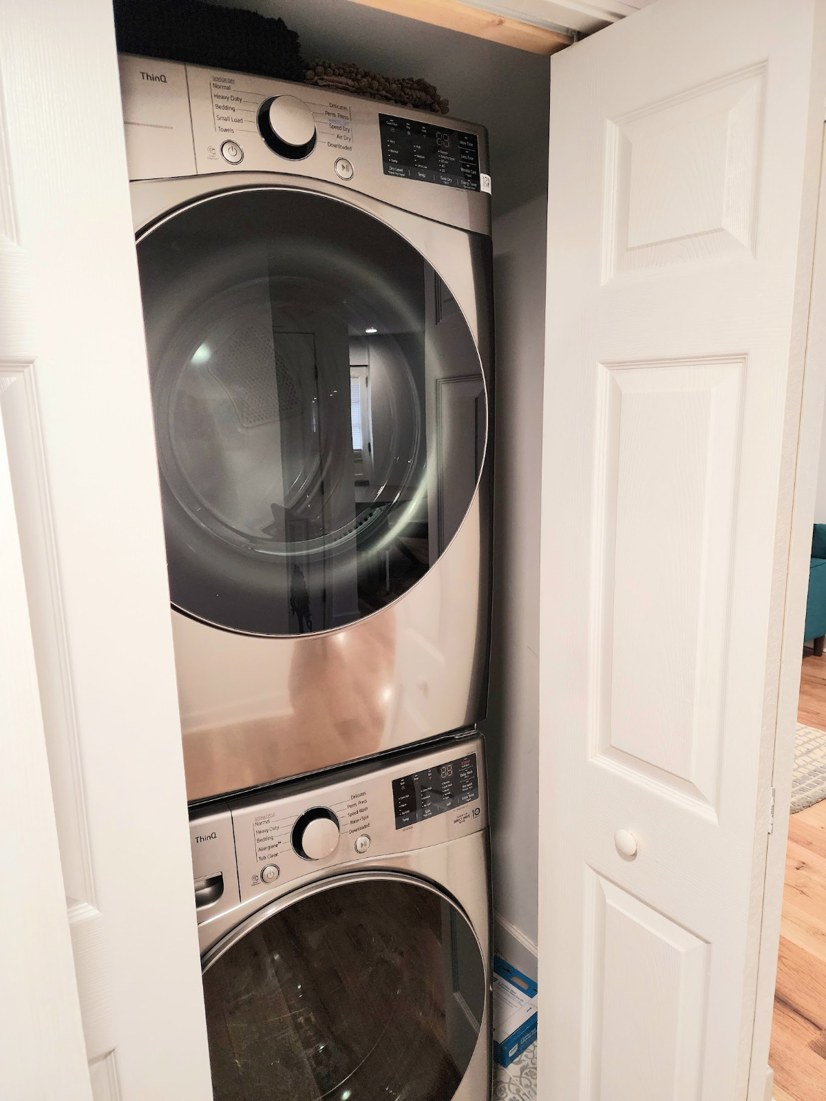 Huge Brooklyn Brownstone. 4 /5 large Bedrooms  3 Bathrooms 2 Kitchens. Washer Dryer. JMZ and AC Subw - Photo 8