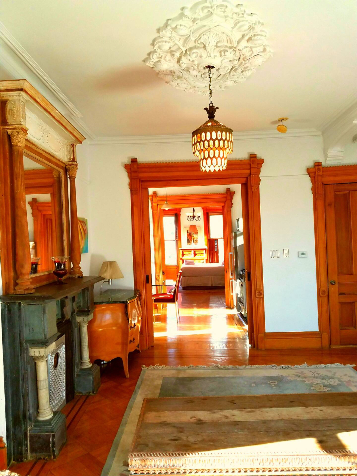 Huge Brooklyn Brownstone. 4 /5 large Bedrooms  3 Bathrooms 2 Kitchens. Washer Dryer. JMZ and AC Subw - Photo 9