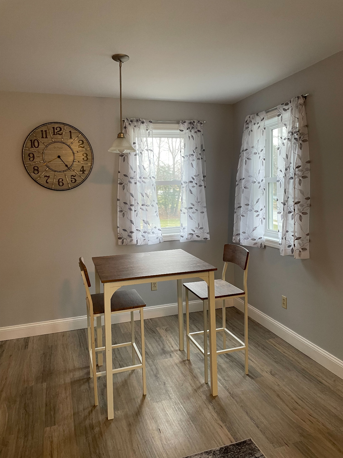 Newly Renovated Quiet Private Comfortable 1Bed/1Bath Apartment, Separate Entrance - Photo 5