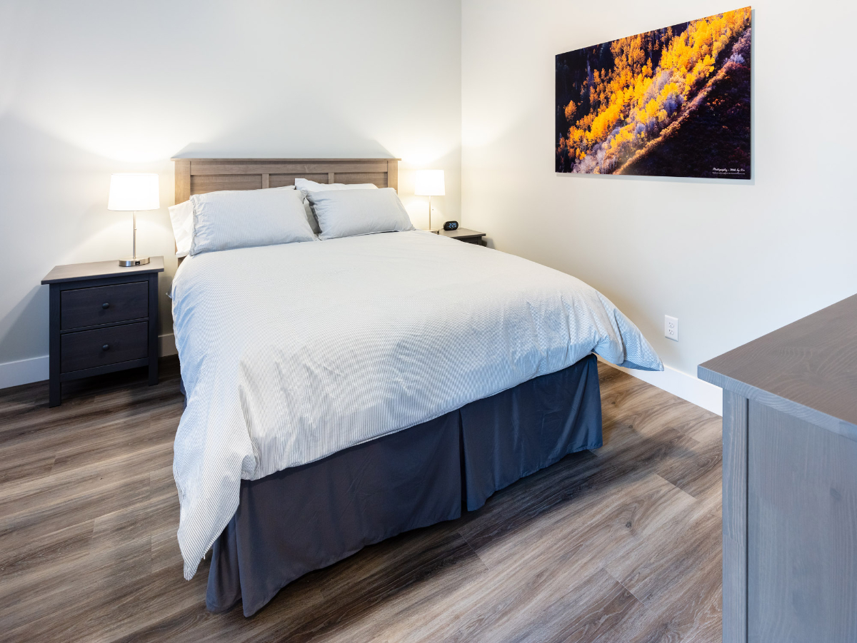 Amazing Location- New 2BR 1 BA Cottonwood Heights apartment near I-215 - Photo 6
