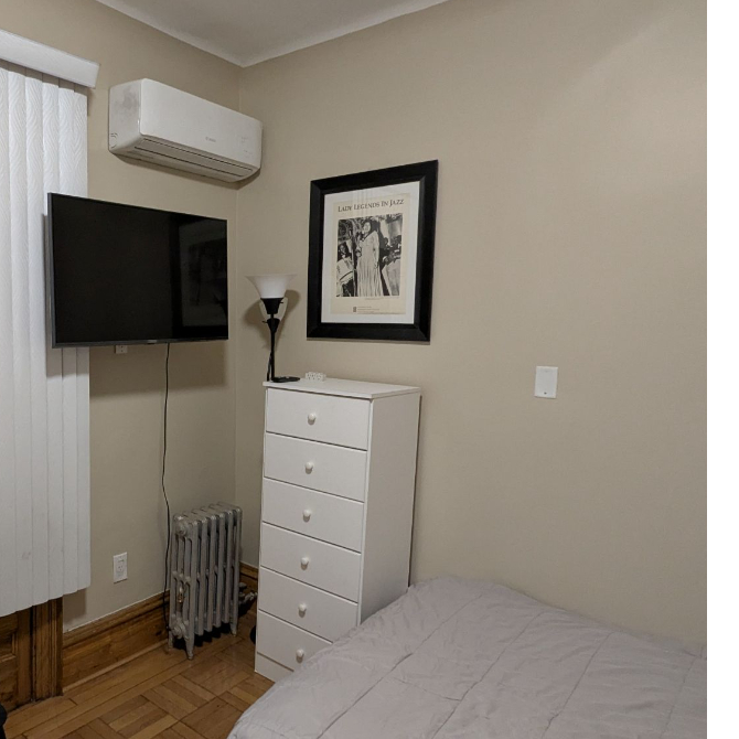 5 bedroom with 2 bathroom available, shared kitchen and living area - Photo 1