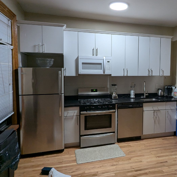 5 bedroom with 2 bathroom available, shared kitchen and living area - Photo 6