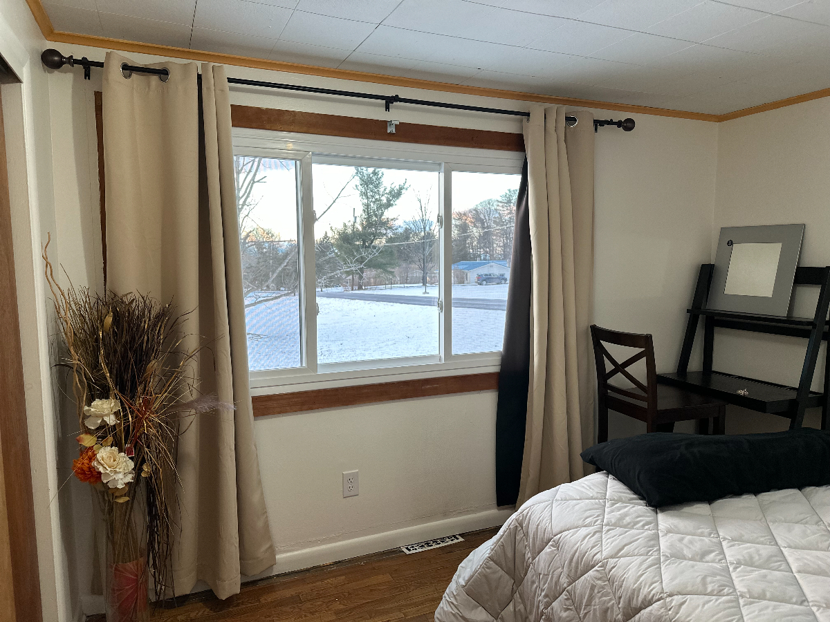 Peaceful 1-Bedroom Retreat Perfect for Traveling Nurses & Business Pros  Settle into comfort and con - Photo 8