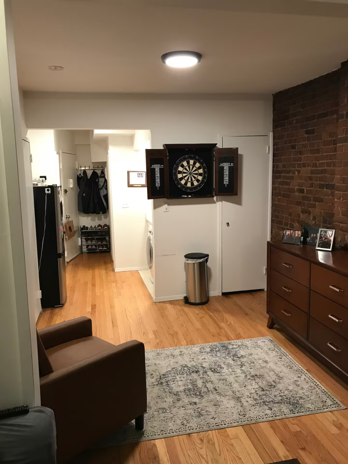 Brick Walled, Spacious Studio w/ in-unit washer/dryer - Photo 8