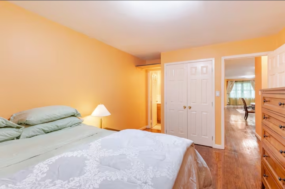 Cozy Master Room in Brooklyn - King Bed and... - Photo 8